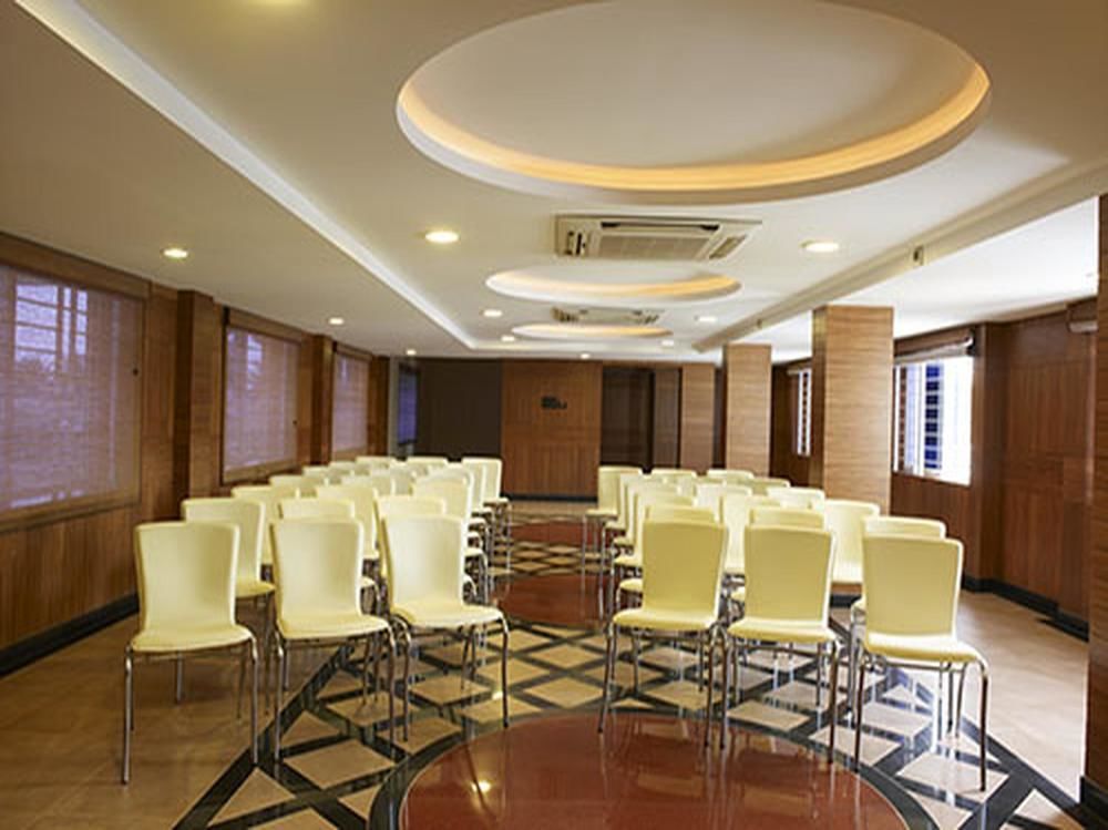 The Castello Residency Hotel Coimbatore Exterior photo